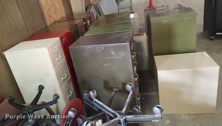 image for item MM9848 Approximately 19 metal file cabinets