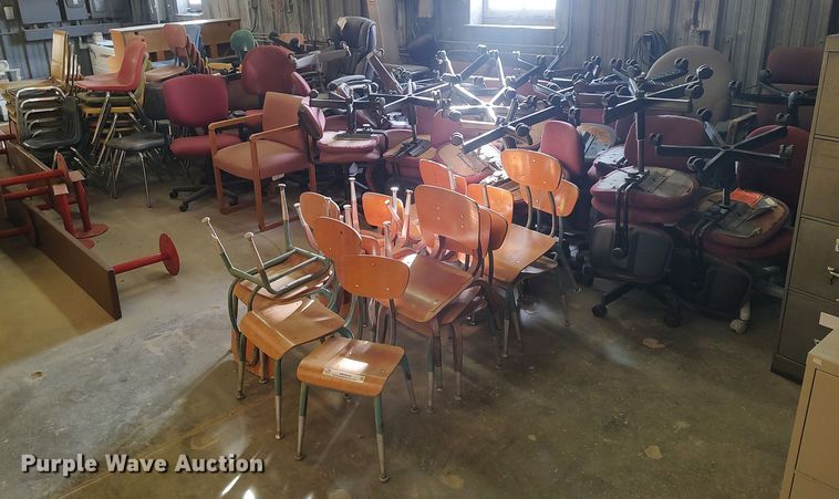 image for item MM9849 Approximately 115 chairs
