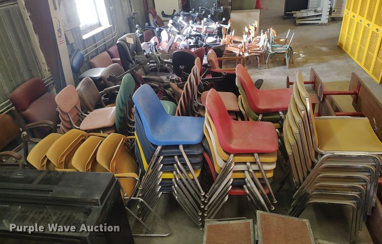 image for item MM9849 Approximately 115 chairs