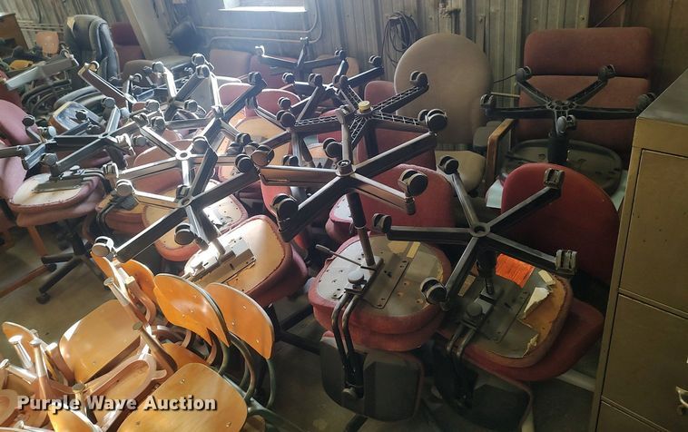 image for item MM9849 Approximately 115 chairs