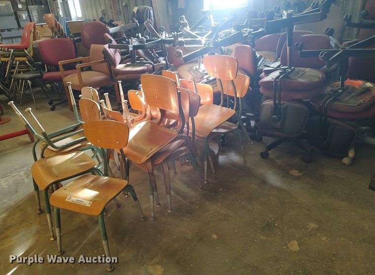 image for item MM9849 Approximately 115 chairs