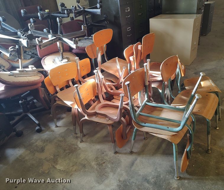 image for item MM9849 Approximately 115 chairs