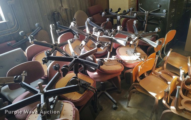 image for item MM9849 Approximately 115 chairs