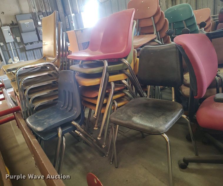 image for item MM9849 Approximately 115 chairs