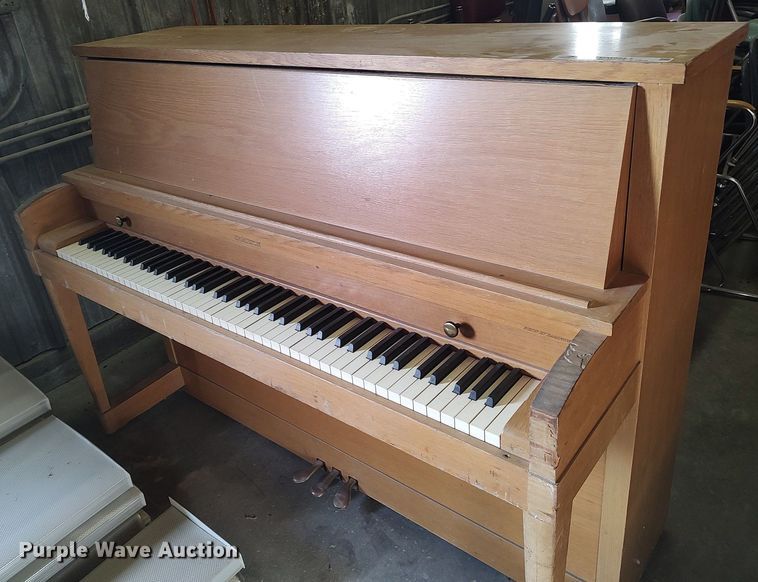 image for item MM9852 (2) pianos