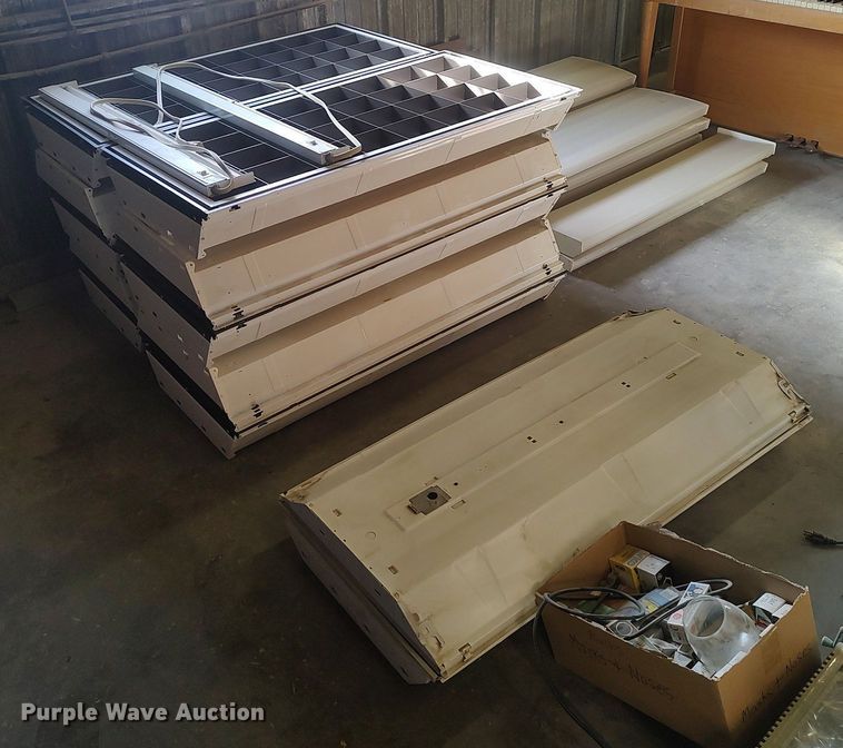 image for item MM9853 (23) lights