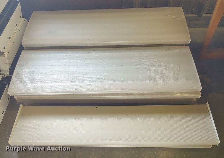 image for item MM9853 (23) lights