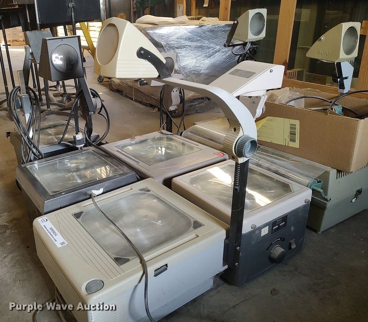 image for item MM9854 (7) overhead projectors