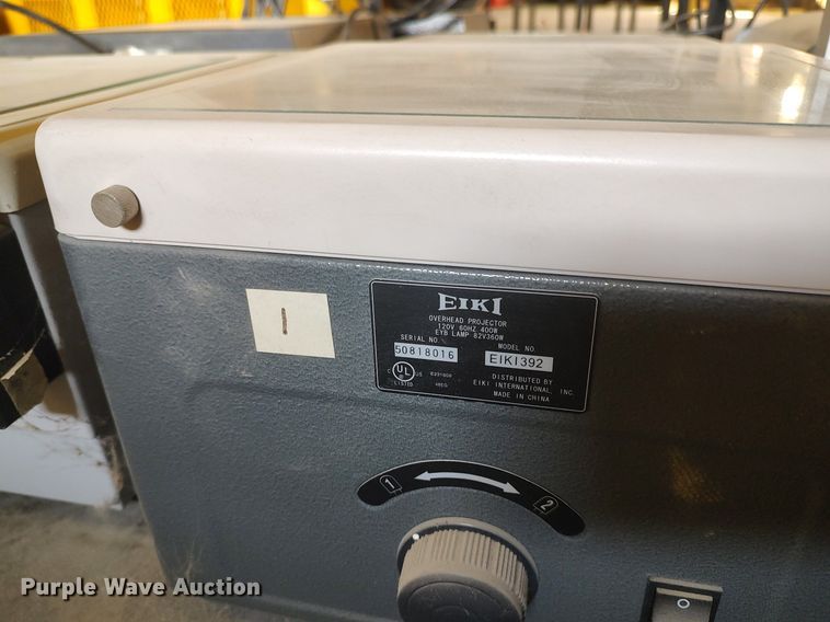 image for item MM9854 (7) overhead projectors