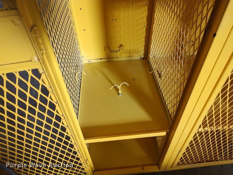 image for item MM9855 (33) lockers