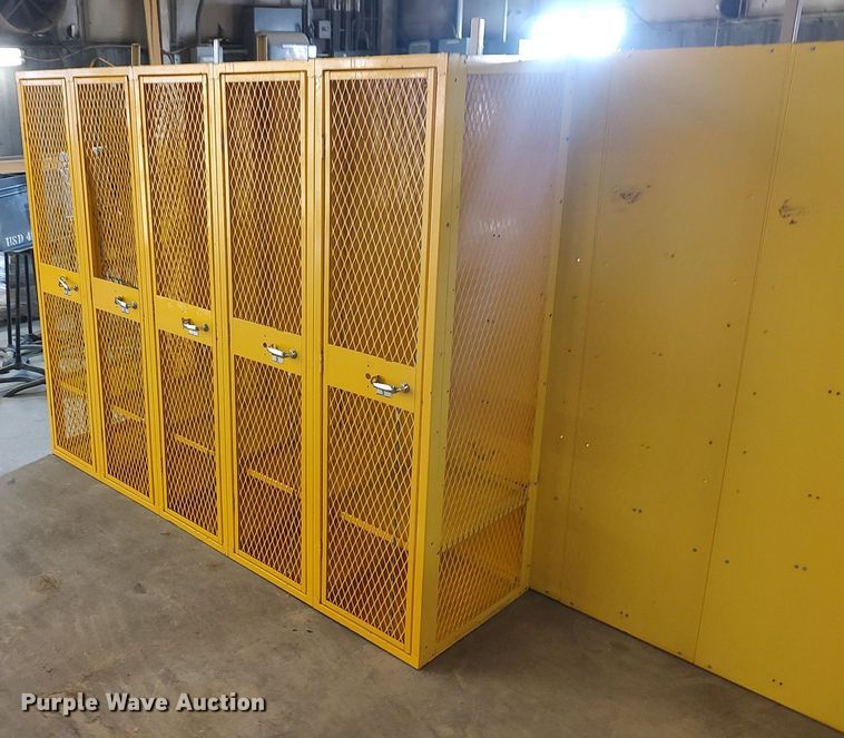 image for item MM9855 (33) lockers