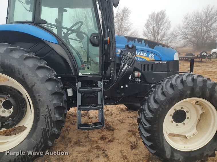image for item MM9864 2014 New Holland TS6.120  MFWD tractor