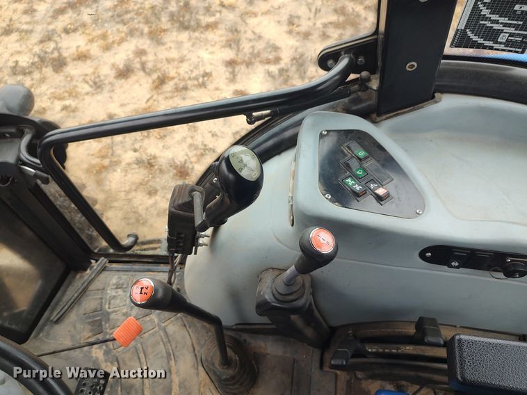 image for item MM9864 2014 New Holland TS6.120  MFWD tractor