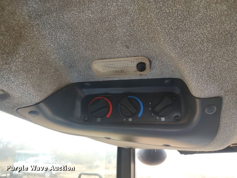 image for item MM9864 2014 New Holland TS6.120  MFWD tractor