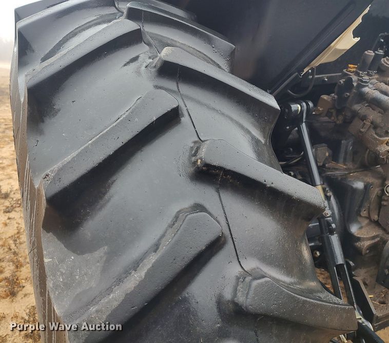 image for item MM9864 2014 New Holland TS6.120  MFWD tractor