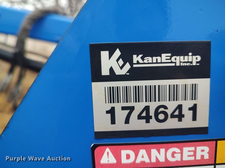 image for item MM9864 2014 New Holland TS6.120  MFWD tractor