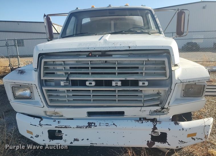 image for item MM9868 1980 Ford F600  fuel truck