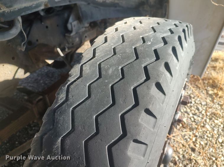 image for item MM9868 1980 Ford F600  fuel truck