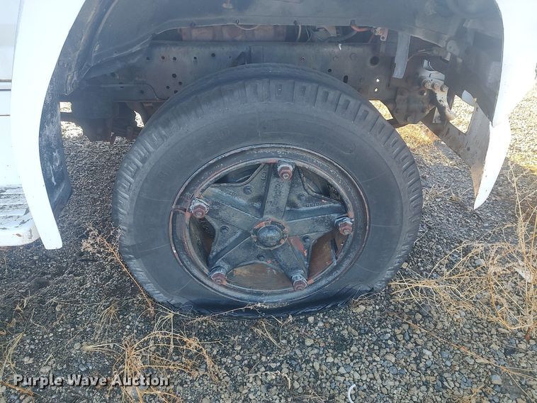 image for item MM9868 1980 Ford F600  fuel truck