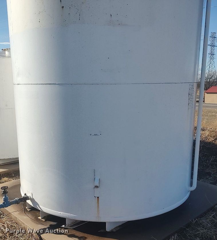 image for item MM9869 Fuel tank