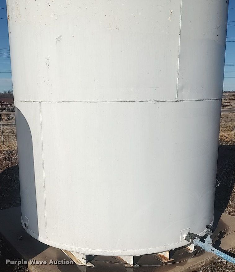 image for item MM9869 Fuel tank