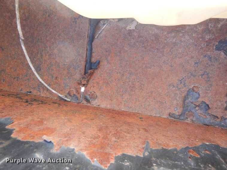 image for item MR9654 New Holland GT95  lawn mower