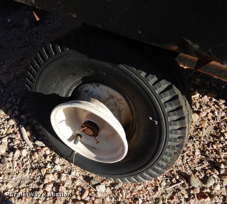 image for item MR9654 New Holland GT95  lawn mower