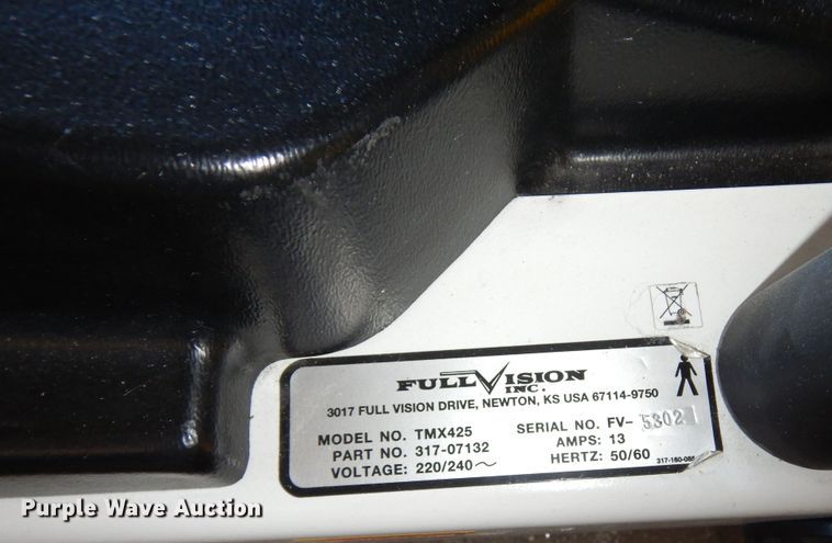 image for item MR9658 FullVision TMX425  treadmill