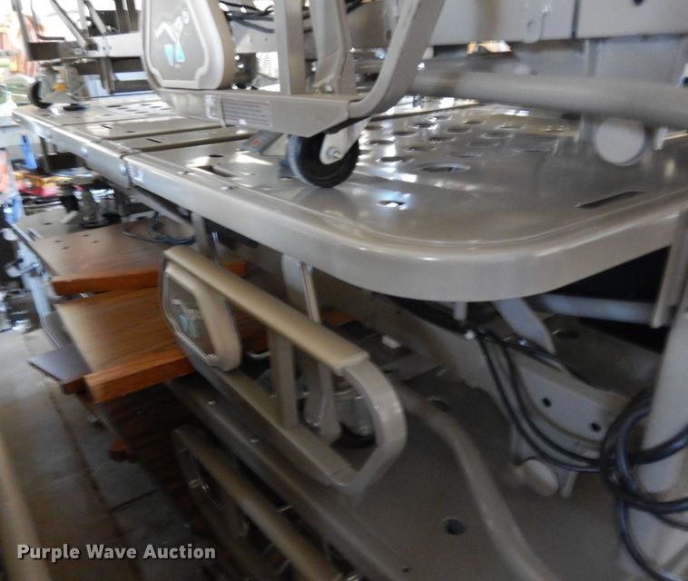 image for item MR9660 (4) Hill-Rom P870 long term care bed