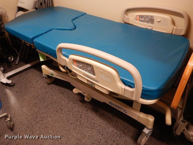 image for item MR9663 (2) hospital beds