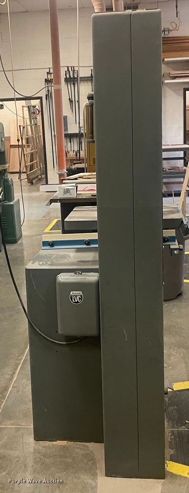 image for item MT9981 Rockwell 20  vertical bandsaw