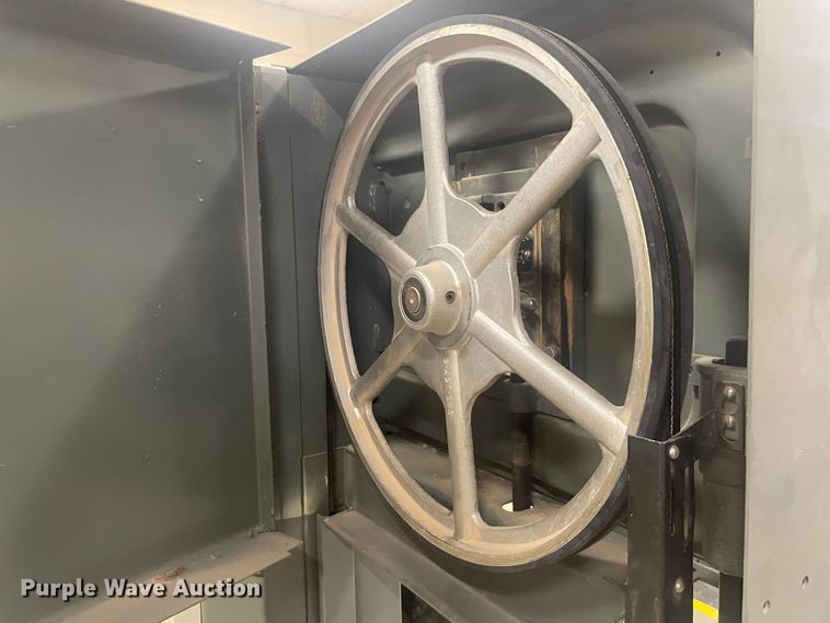 image for item MT9981 Rockwell 20  vertical bandsaw