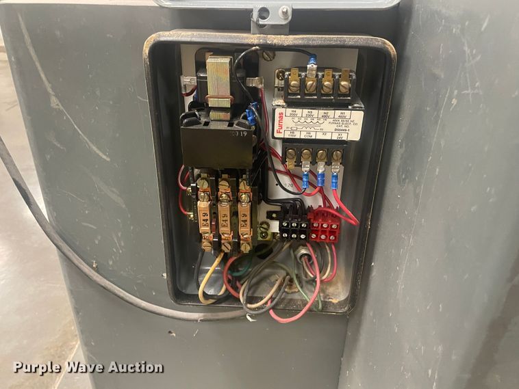 image for item MT9981 Rockwell 20  vertical bandsaw