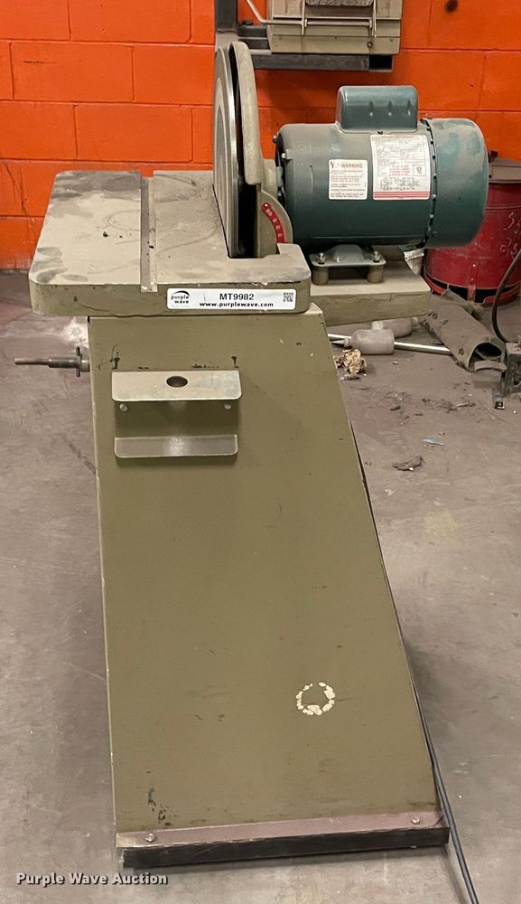 image for item MT9982 Vega 148  disc sander