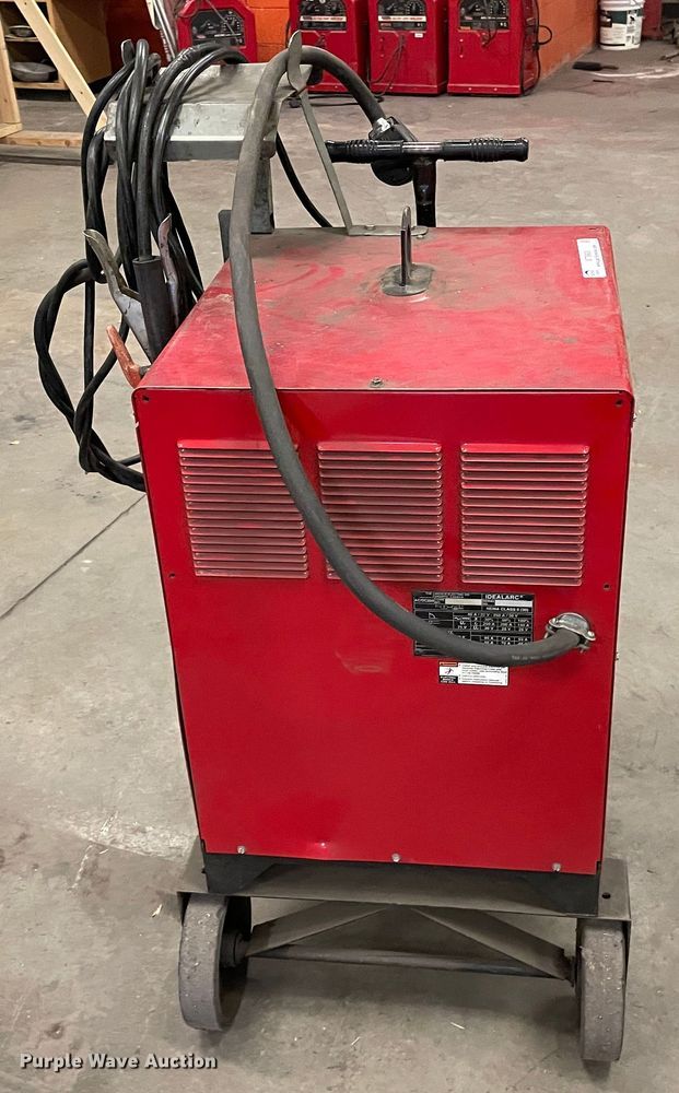 Lincoln Electric Idealarc 250 welder in Ulysses, KS Item MT9988 sold