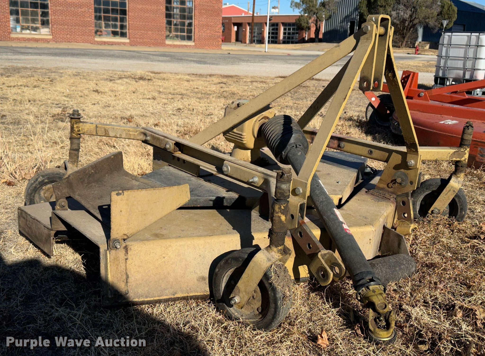Land Pride 2572 finish mower in Wilson, KS Item JD9757 sold Purple Wave