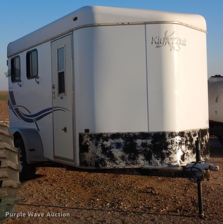 image for item DF8273 2000 Kiefer Eagle XLA  livestock trailer