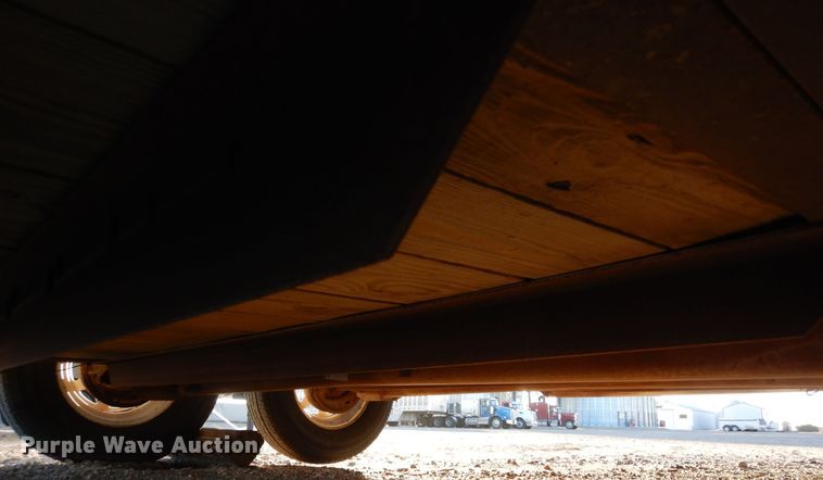 image for item DF8273 2000 Kiefer Eagle XLA  livestock trailer