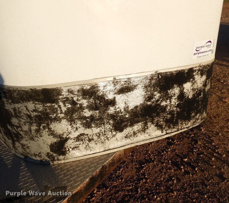 image for item DF8273 2000 Kiefer Eagle XLA  livestock trailer