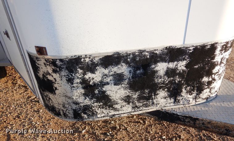 image for item DF8273 2000 Kiefer Eagle XLA  livestock trailer