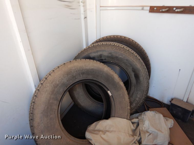 image for item DF8273 2000 Kiefer Eagle XLA  livestock trailer