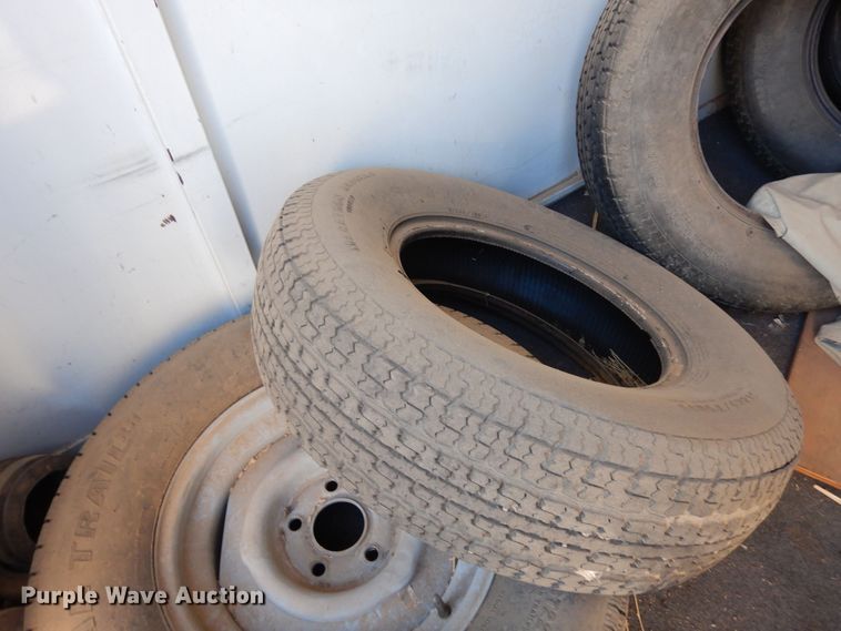 image for item DF8273 2000 Kiefer Eagle XLA  livestock trailer