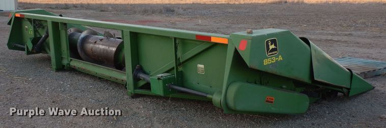 image for item DF8275 John Deere 853A  all-crop head
