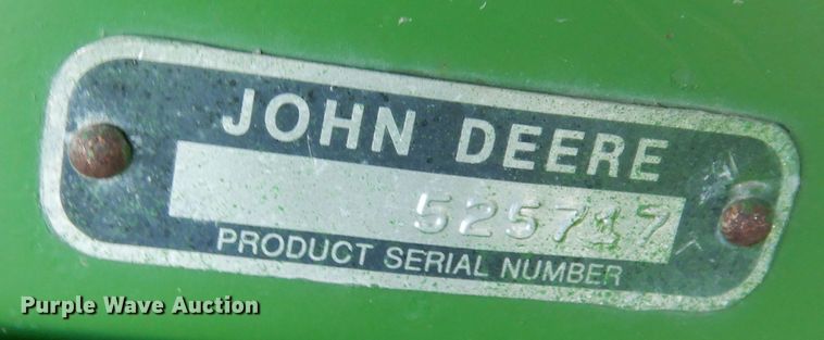 image for item DF8275 John Deere 853A  all-crop head
