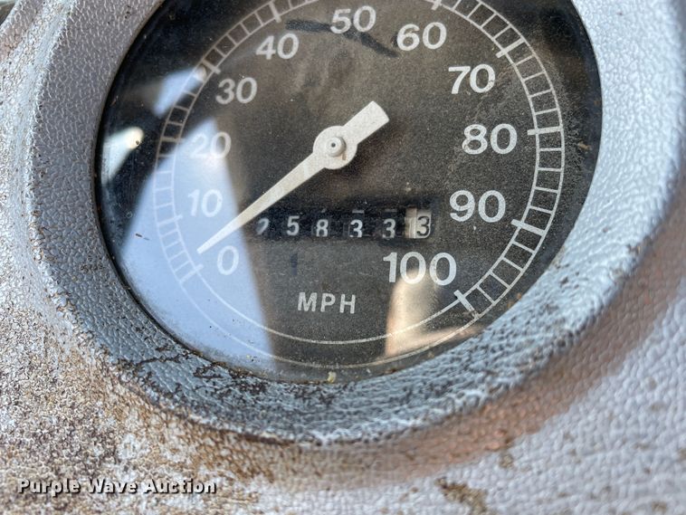 image for item DN5160 1973 Ford 880  grain truck