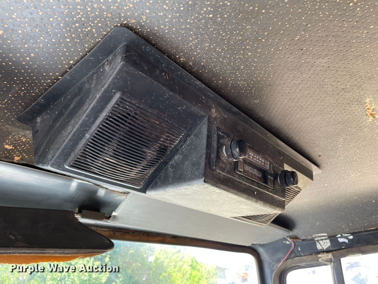 image for item DN5160 1973 Ford 880  grain truck