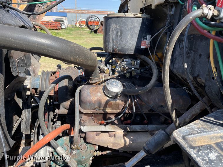 image for item DN5160 1973 Ford 880  grain truck