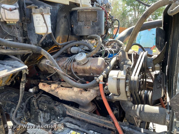 image for item DN5160 1973 Ford 880  grain truck