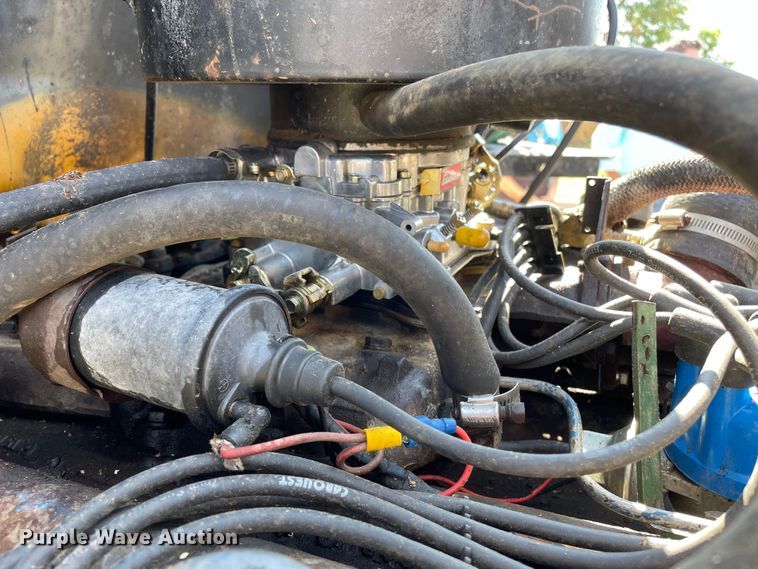 image for item DN5160 1973 Ford 880  grain truck