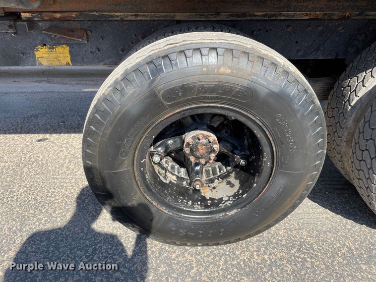 image for item DN5160 1973 Ford 880  grain truck